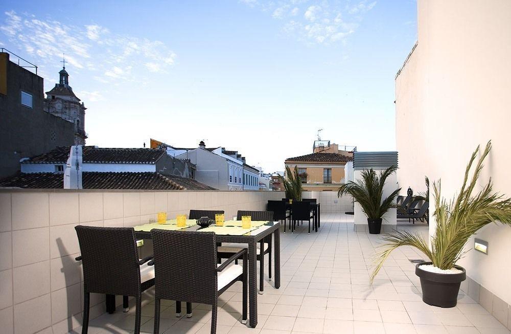 Urbanliving Fajardo Apartment Malaga Exterior photo