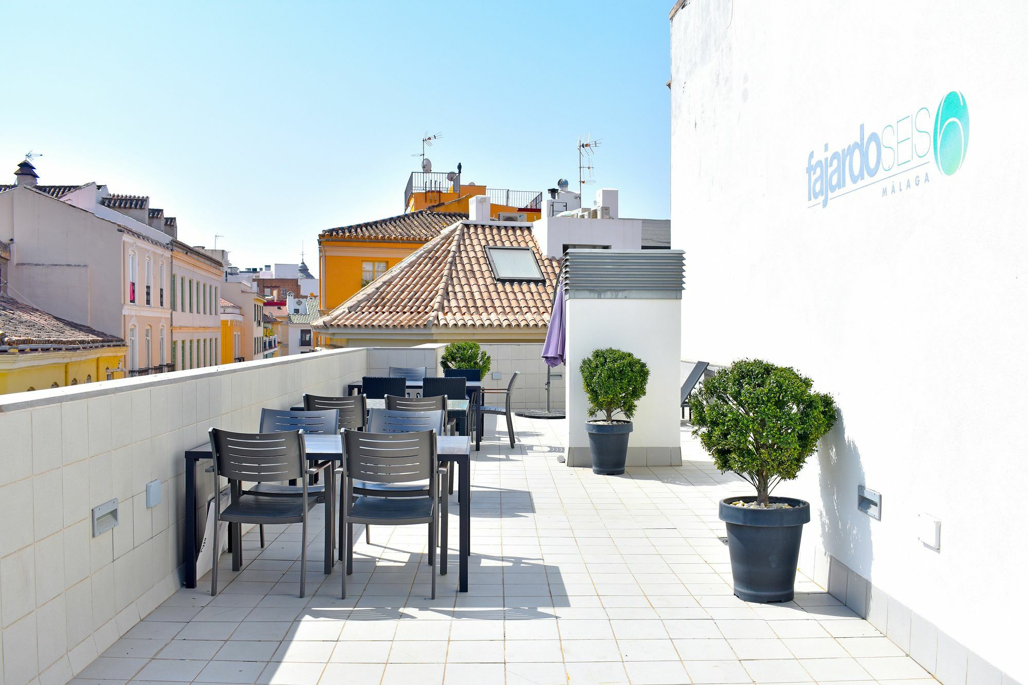 Urbanliving Fajardo Apartment Malaga Exterior photo